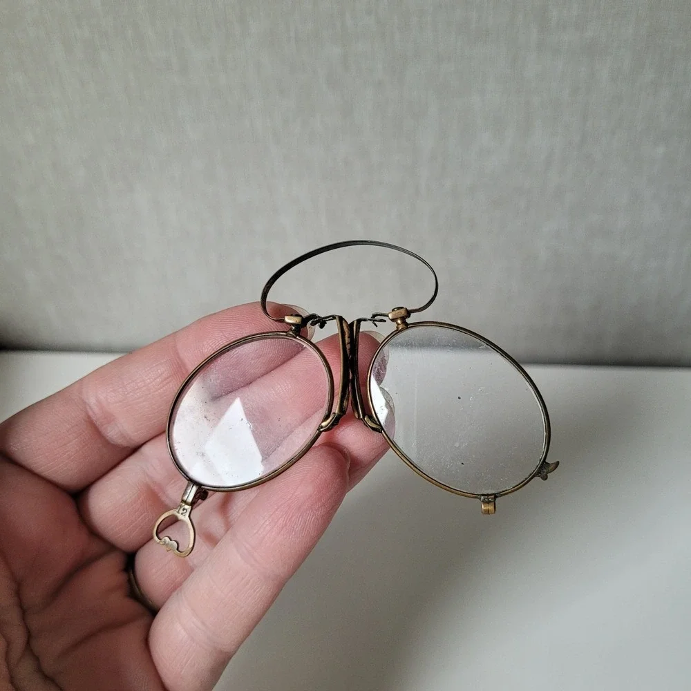 Antique Gold Filled Pince Nez Spectacles Spring Bridge Eyeglasses +0.12 Minimal